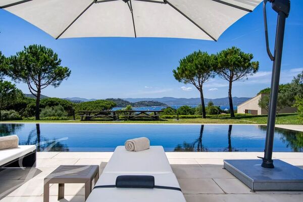 Dominio exclusivo en Les Parcs de Saint-Tropez