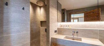 Chalet de lujo en Courchevel 1850 con piscina climatizada