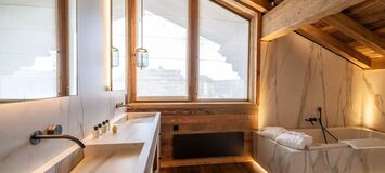 Chalet de lujo en Courchevel 1850 con piscina climatizada