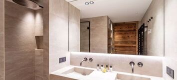 Chalet de lujo en Courchevel 1850 con piscina climatizada