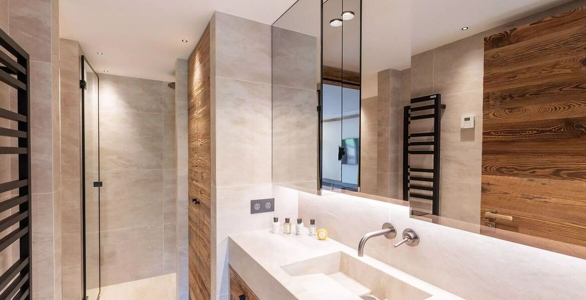 Chalet de lujo en Courchevel 1850 con piscina climatizada