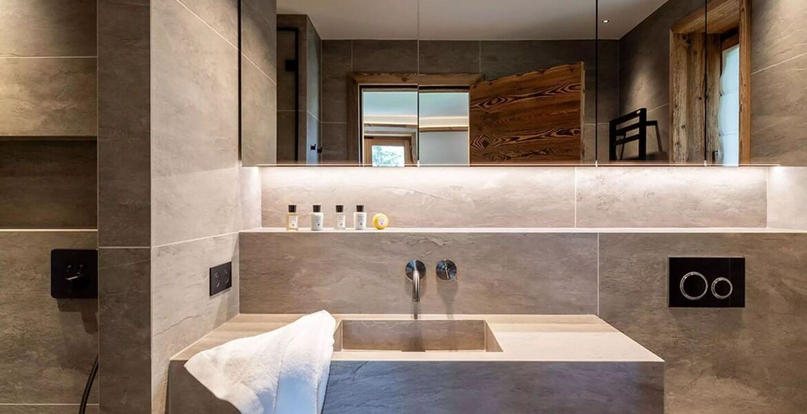 Chalet de lujo en Courchevel 1850 con piscina climatizada