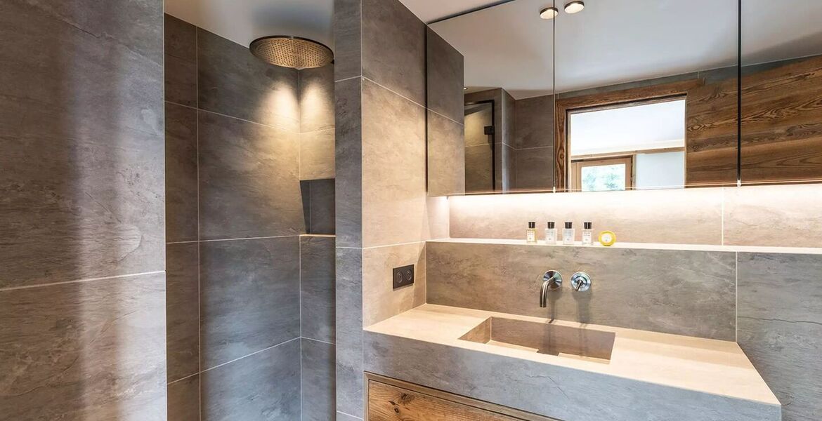 Chalet de lujo en Courchevel 1850 con piscina climatizada