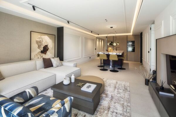 Lujoso apartamento en planta baja en Puente Romano Marbella