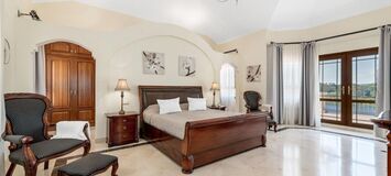 Lujosa villa en Los Flamingos Golf  Benahavis Marbella