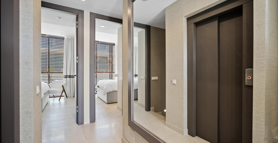 Luxueuse Maison de Ville de 4 Chambres à Marbella