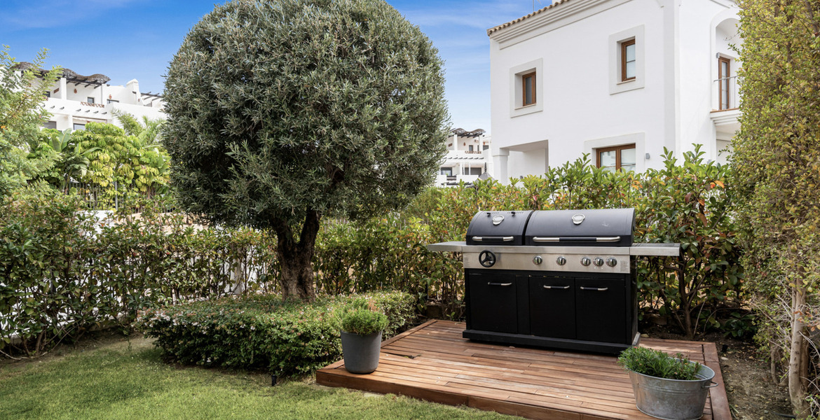 Villa en alquiler en Estepona cerca de Los Granados Playa