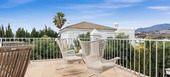 Villa en alquiler en Estepona cerca de Los Granados Playa