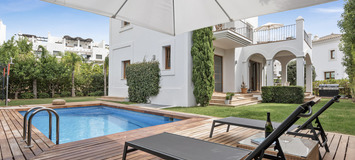 Villa en alquiler en Estepona cerca de Los Granados Playa