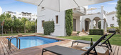 Villa en alquiler en Estepona cerca de Los Granados Playa