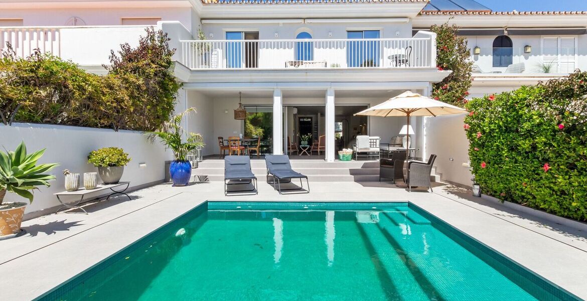 Charming Townhouse with Private Plunge Pool Guadalmina