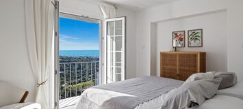 Chic Townhouse with Panoramic Sea and Mountain Views