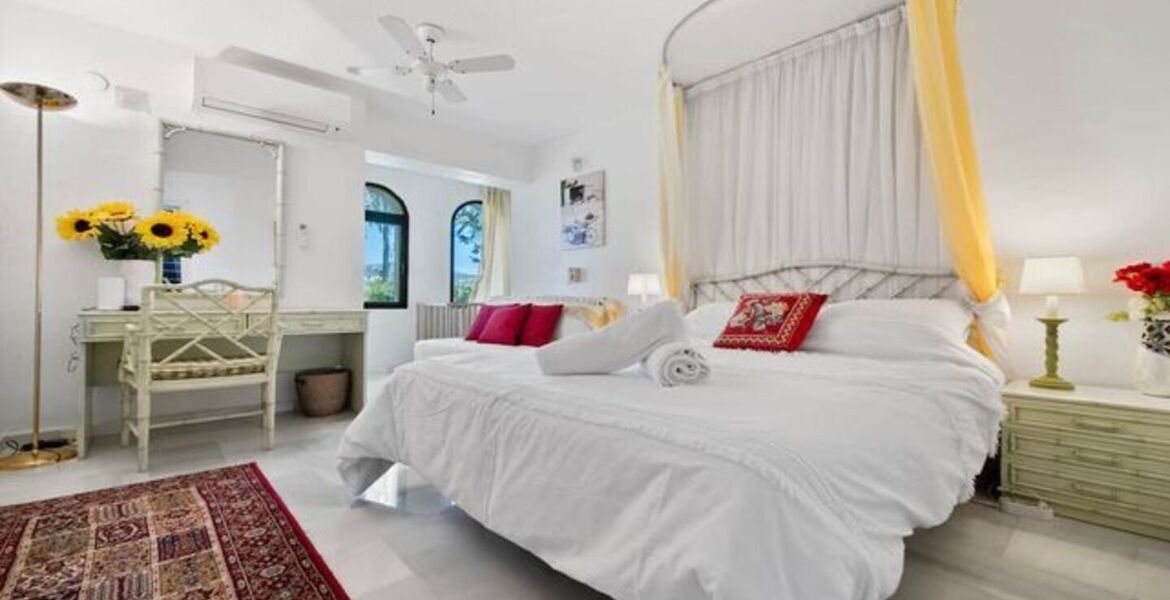 Villa de Luxe à Las Lomas de Nueva Andalucia