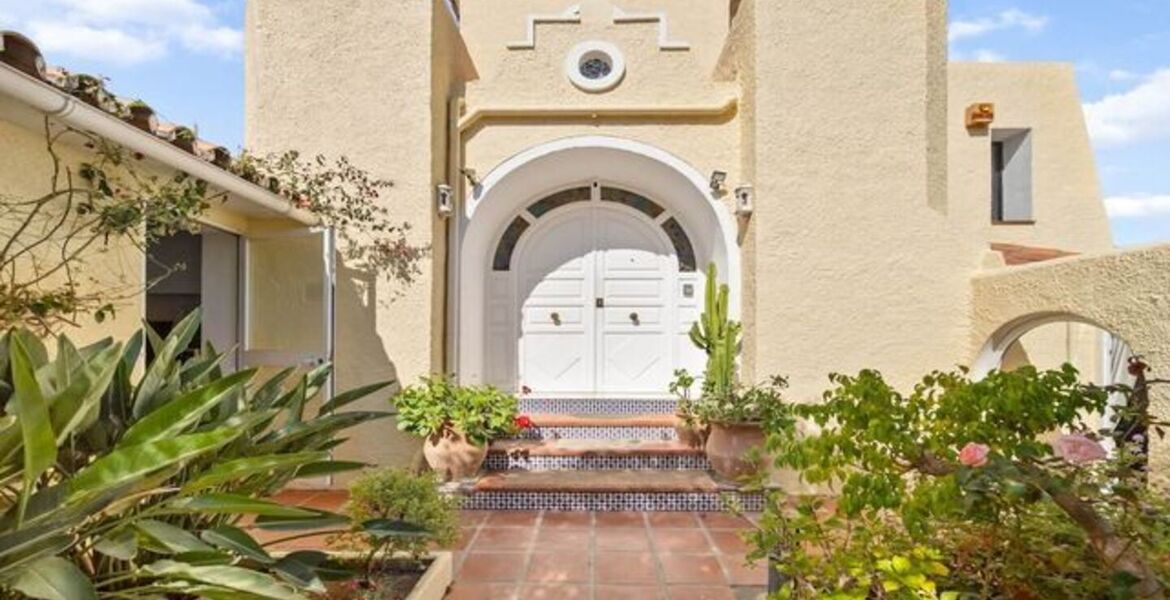 Villa de Luxe à Las Lomas de Nueva Andalucia