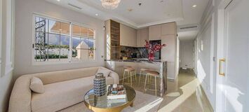 Penthouse de Luxe en Bord de Mer avec Jacuzzi sur le Toit