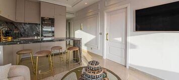 Penthouse de Luxe en Bord de Mer avec Jacuzzi sur le Toit