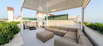 Penthouse de Luxe en Bord de Mer avec Jacuzzi sur le Toit