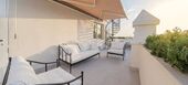 Penthouse de Luxe en Bord de Mer avec Jacuzzi sur le Toit
