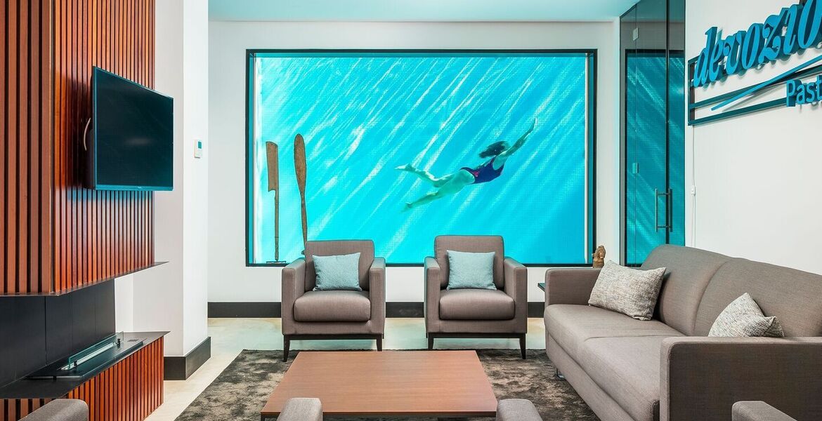 Elegante Villa a Pasos de la Playa en la Milla de Oro
