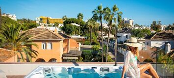 Elegante Villa a Pasos de la Playa en la Milla de Oro