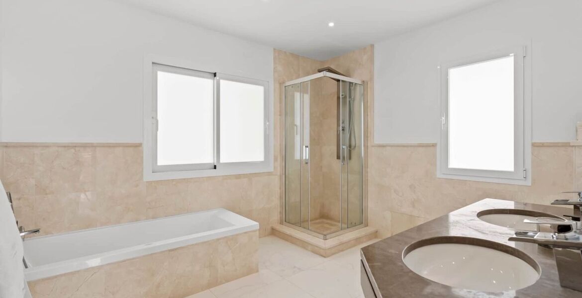 Villa for rent in Benahavís