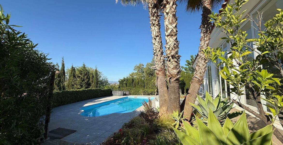 Вилла Сосновый бор Пинос де Алаурин Малага