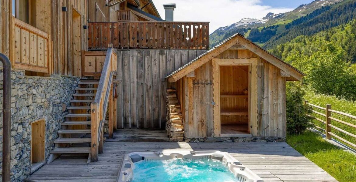 Résidence de montagne exclusive rénovée à Méribel