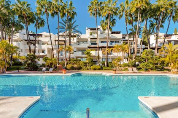 Apartamento en venta en Marina Puente Romano
