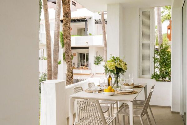 Apartamento en venta en Marina Puente Romano