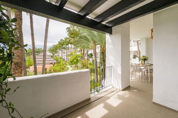 Apartamento en venta en Marina Puente Romano
