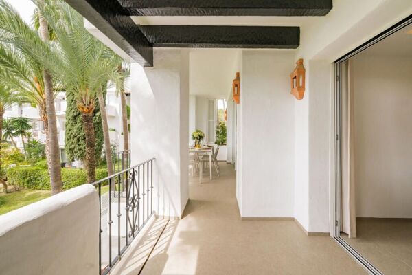 Apartamento en venta en Marina Puente Romano