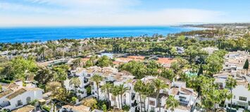 Penthouse duplex for sale in Marina Puente Romano