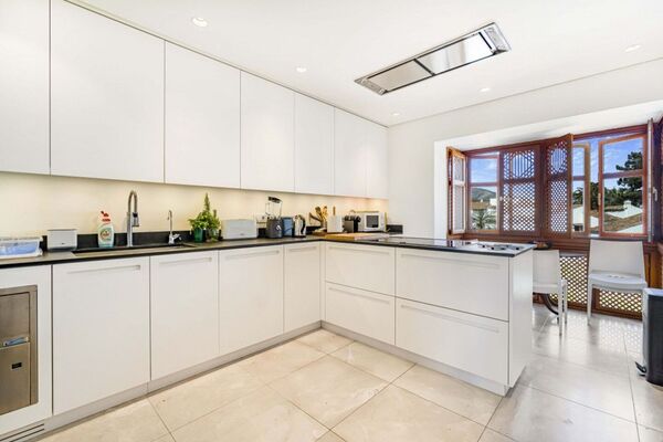 Ático dúplex en venta en Marina Puente Romano
