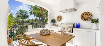 Penthouse duplex for sale in Marina Puente Romano
