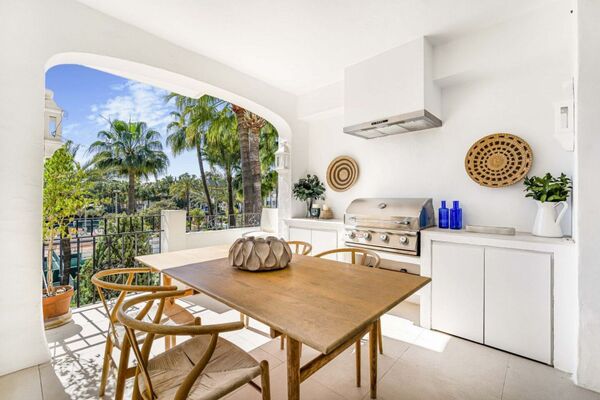 Ático dúplex en venta en Marina Puente Romano