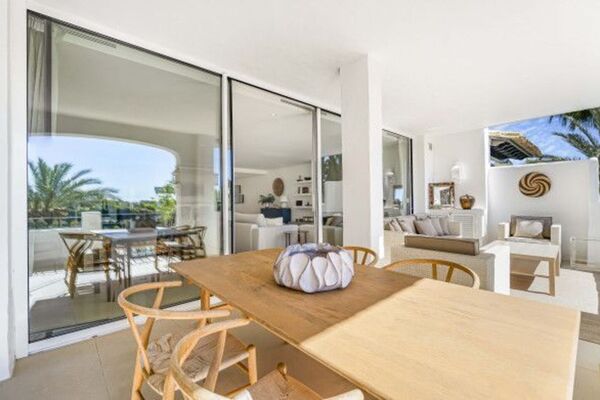 Ático dúplex en venta en Marina Puente Romano