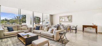 Penthouse duplex for sale in Marina Puente Romano