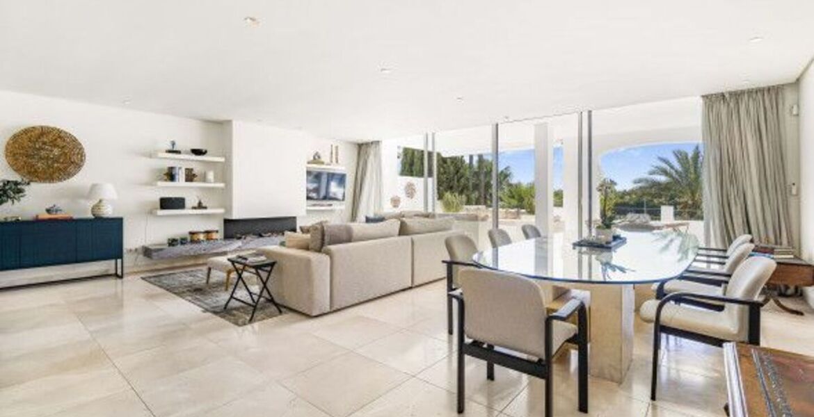 Penthouse duplex for sale in Marina Puente Romano