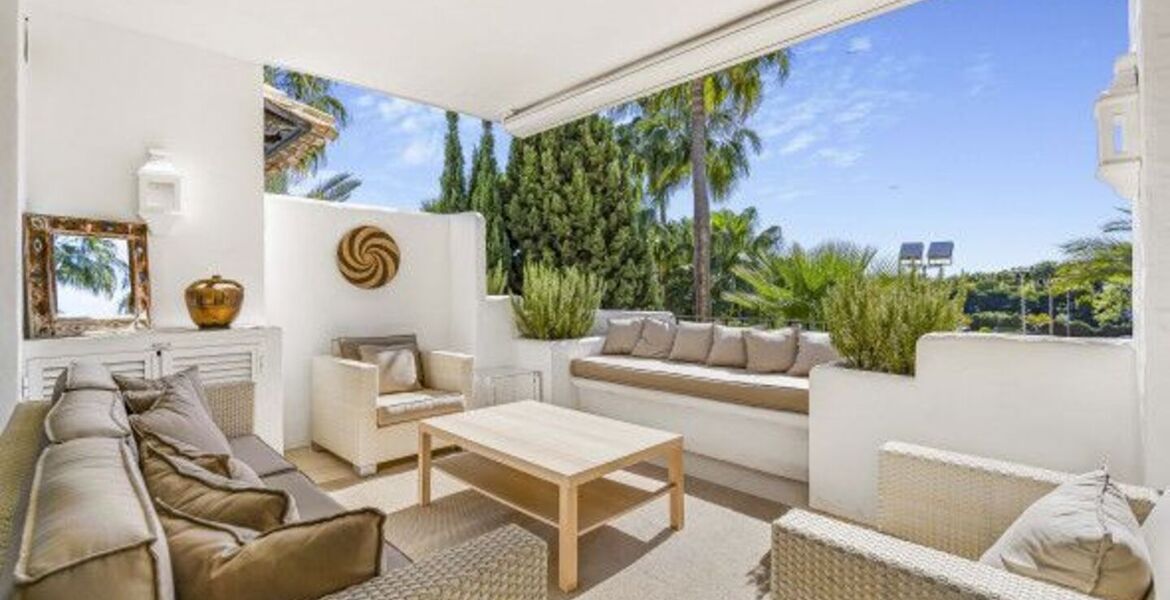 Penthouse duplex for sale in Marina Puente Romano