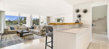 Penthouse duplex for sale in Marina Puente Romano