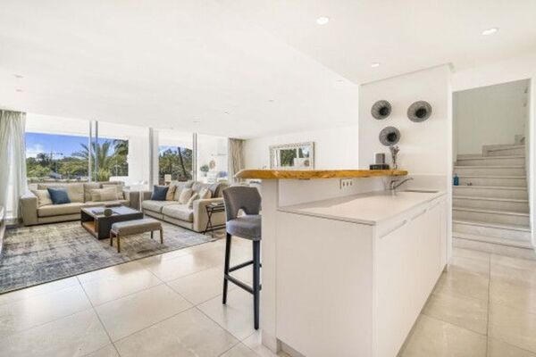 Ático dúplex en venta en Marina Puente Romano