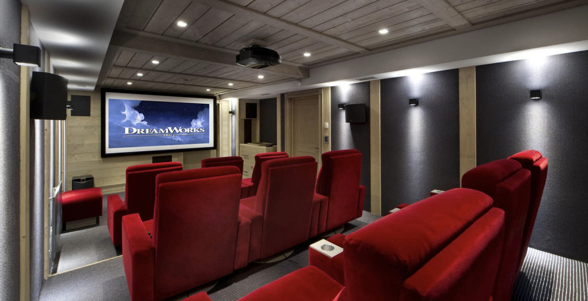 Luxury Ski-In/Ski-Out Chalet Rentals in Courchevel 1850