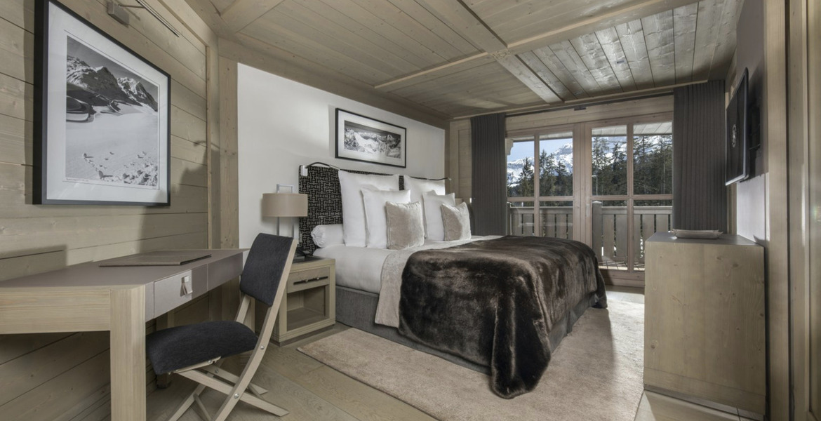 Luxury Ski-In/Ski-Out Chalet Rentals in Courchevel 1850