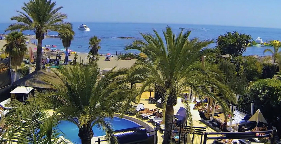 Вилла на берегу моря в Пуэрто Банус Марбелья