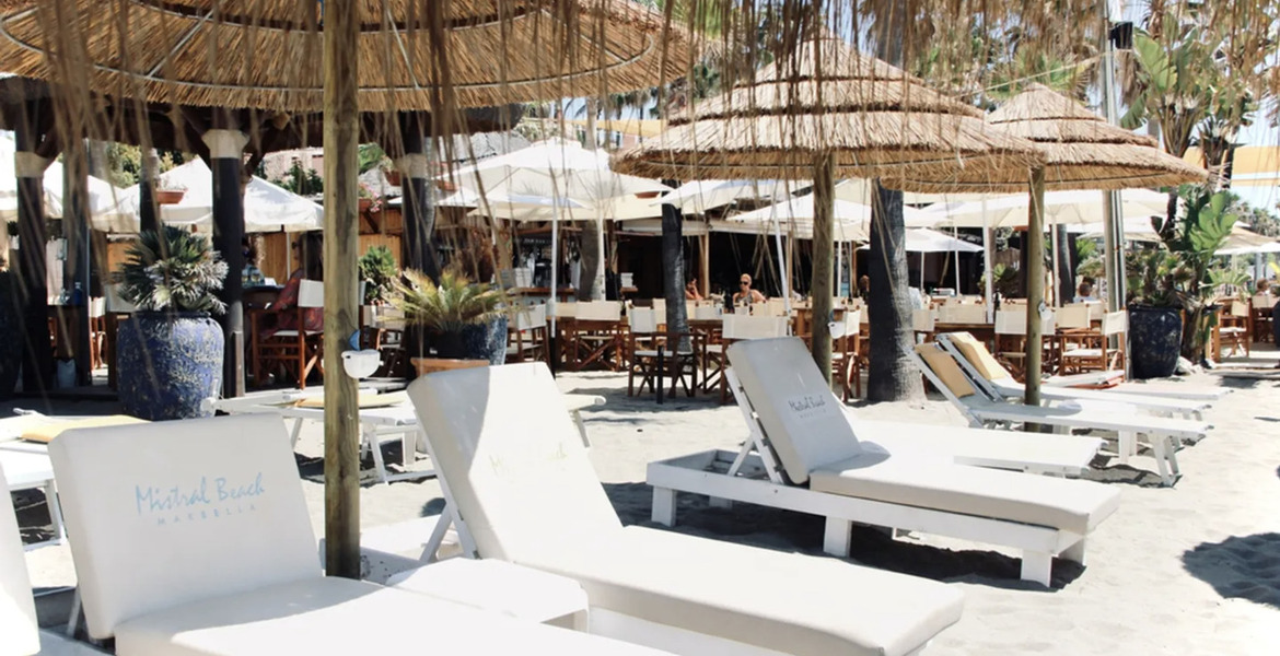 Вилла на берегу моря в Пуэрто Банус Марбелья