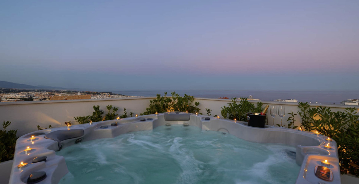 Atico en alquiler en Marbella