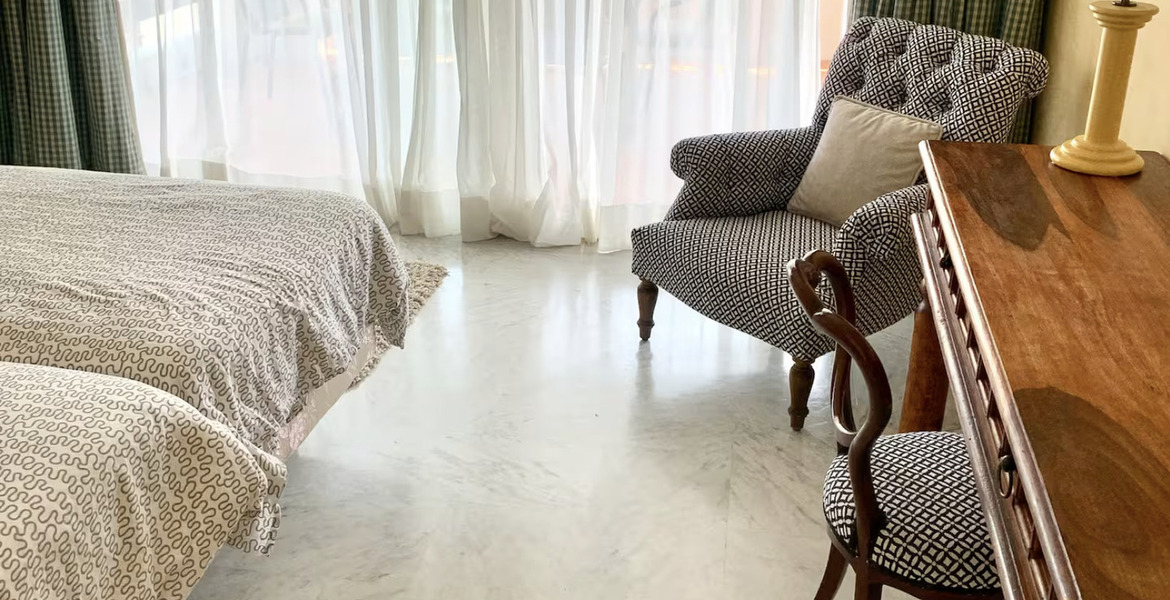 Penthouse for rent in Marbella Marina Puente Romano 