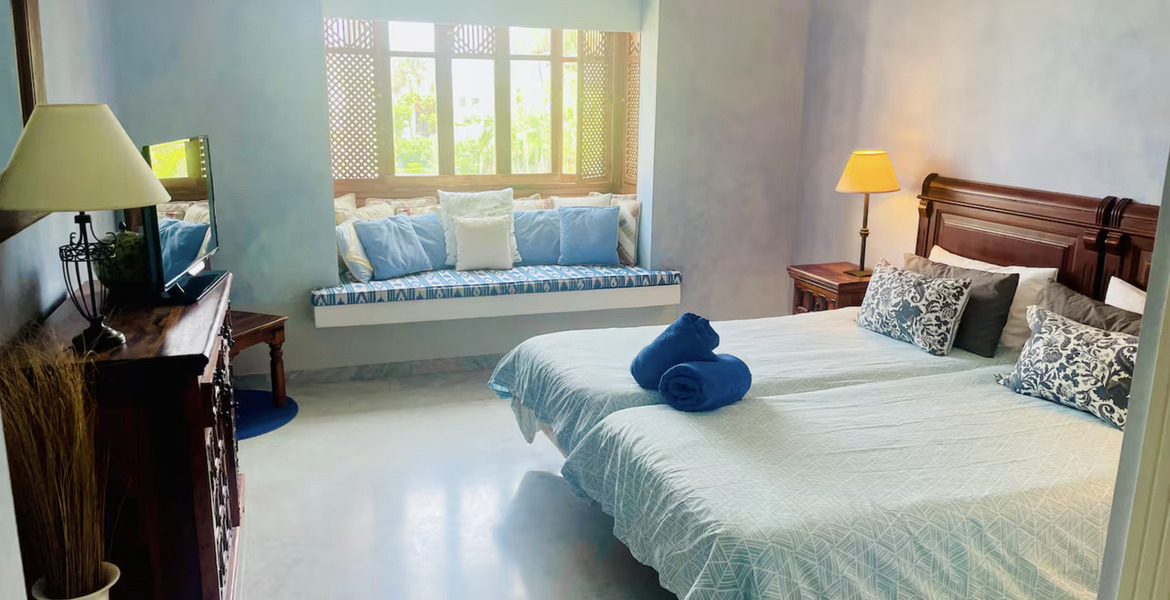 Penthouse for rent in Marbella Marina Puente Romano 