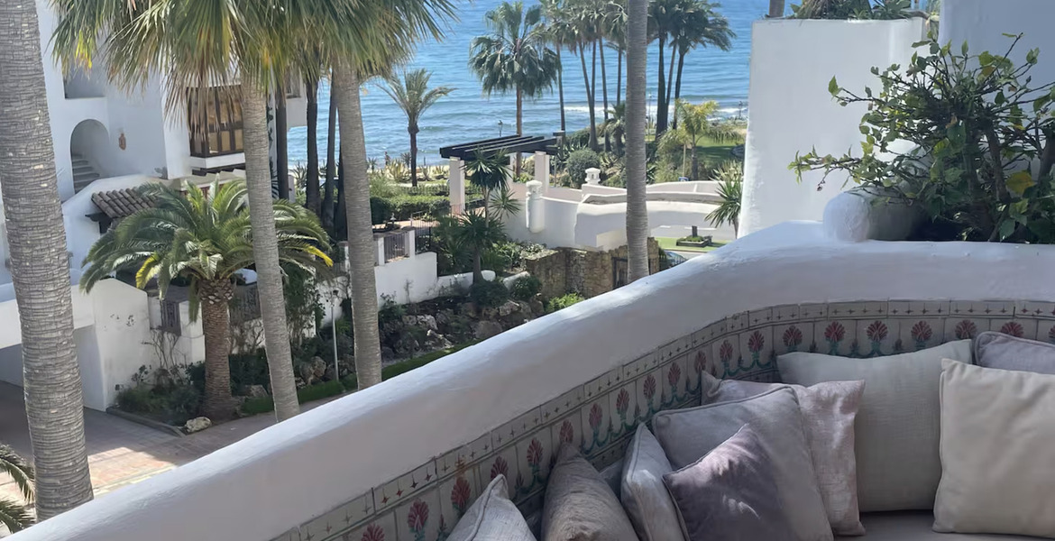 Penthouse for rent in Marbella Marina Puente Romano 