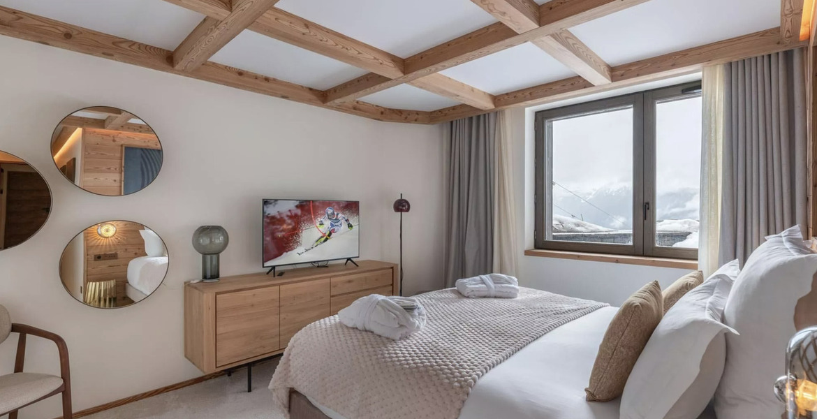 Апартаменты расположены на 2 этаже резиденции 